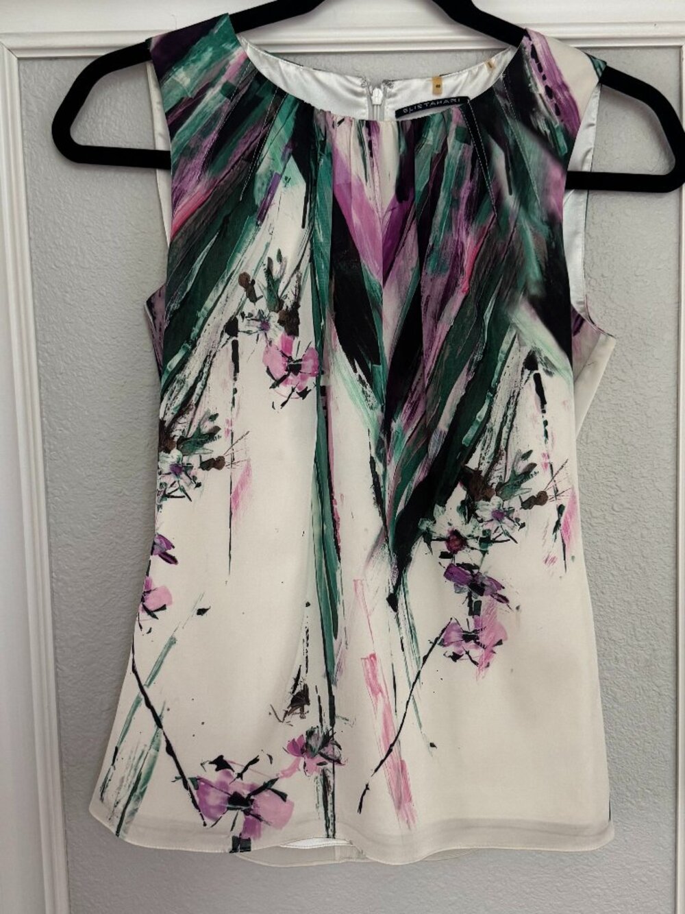 Elie Tahari Silk Sleeveless blouse, multi color size XS